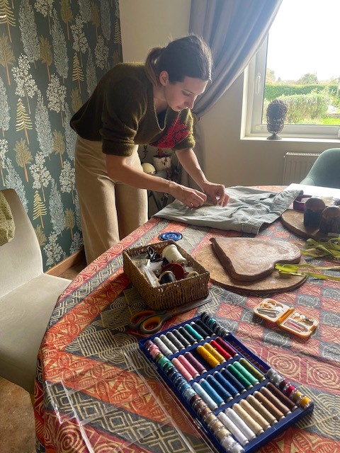 Volunteers 1 claire Volunteer at Afrinoon